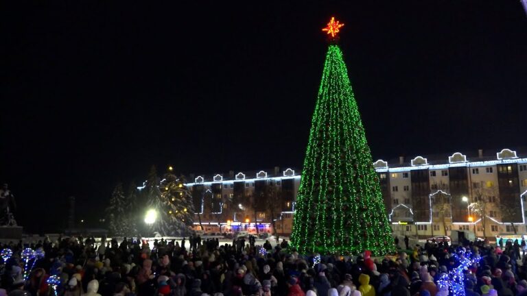 Стартует ежегодный смотр-конкурс на лучшее новогоднее оформление зданий