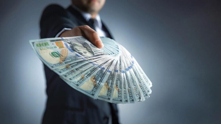 Задержан «успешный гуру», который обманывал белорусов